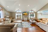 9500 Seaview Avenue - Photo 11