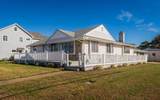 105 Beach Drive - Photo 4