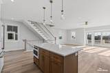 137 Walnut Avenue - Photo 19