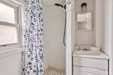 210 Burk Avenue - Photo 32