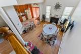 506 Hampton Court - Photo 17