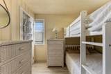 7806 Seaview Avenue - Photo 17
