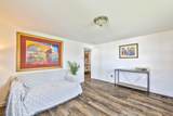 1514 Yacht Avenue - Photo 11
