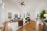 6 Galloping Way - Photo 8