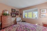 405 Saint James Place - Photo 27