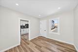 112 Montgomery Avenue - Photo 34