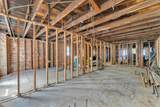 2318 Fairmount Avenue - Photo 32