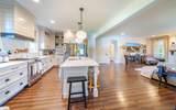 19 Queen Anne Court - Photo 18