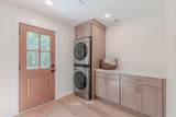 315 Reeves Street - Photo 14