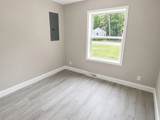 702 Reeves Street - Photo 15