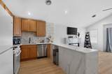401 Pine Avenue - Photo 16