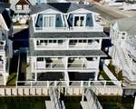 2425 Harbor Avenue - Photo 2