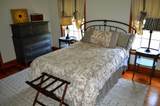 105 Thompson Lane - Photo 17
