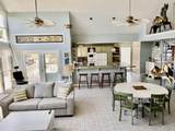 300 Pinetree Drive - Photo 2