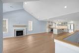 649 Spruce Avenue - Photo 11