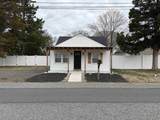 25 Matthews Avenue - Photo 1