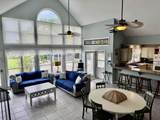 300 Pinetree Drive - Photo 3
