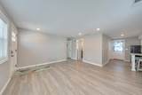 402 Whildam Avenue - Photo 8