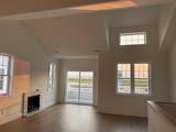 647 Spruce Avenue - Photo 5