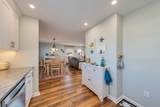 8006 Seaview Avenue - Photo 14