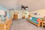 8006 Seaview Avenue - Photo 19