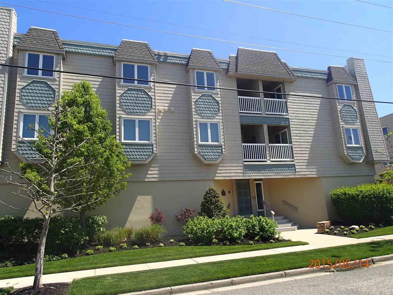 10800 Third - Photo 1