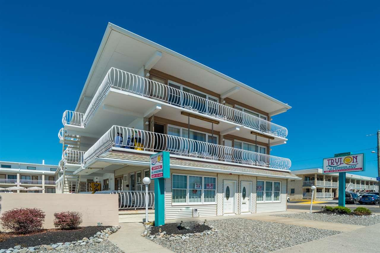 1200 Kennedy - Photo 1