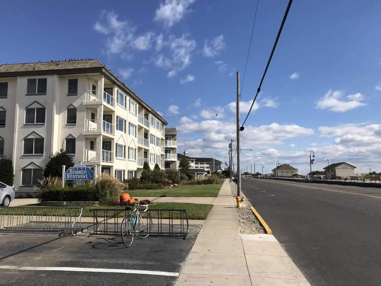 217 Beach Avenue - Photo 1