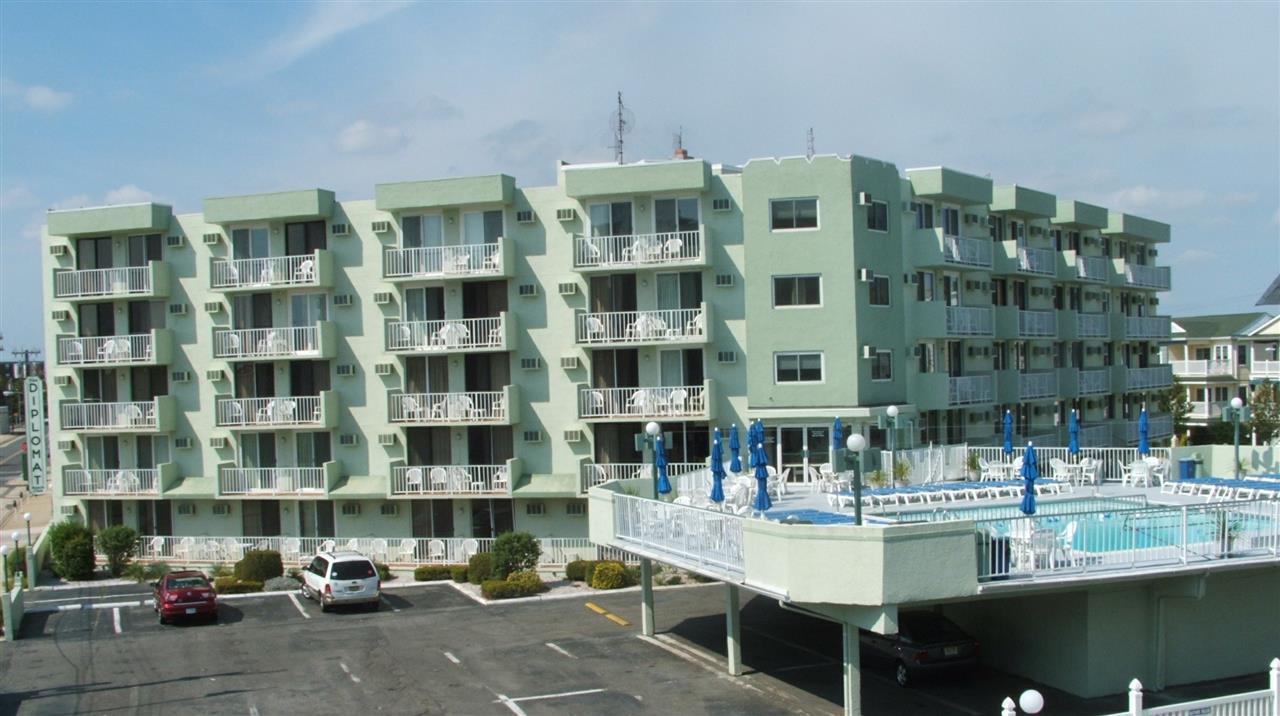 225 Wildwood - Photo 1
