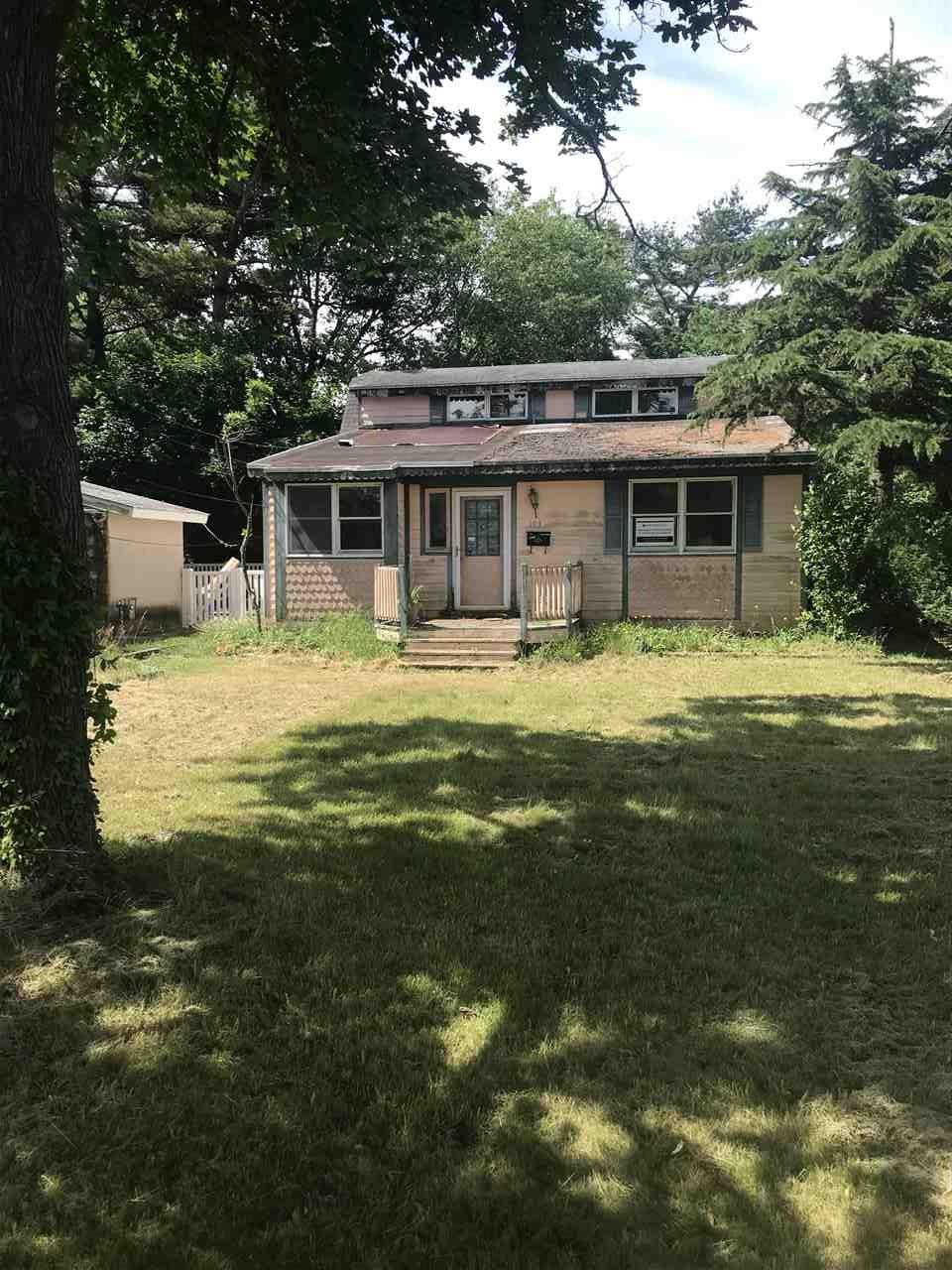 103 Bennett - Photo 1