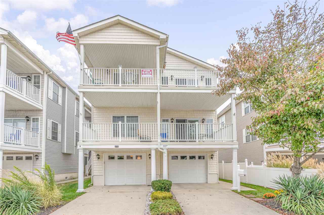 327 Pine - Photo 1