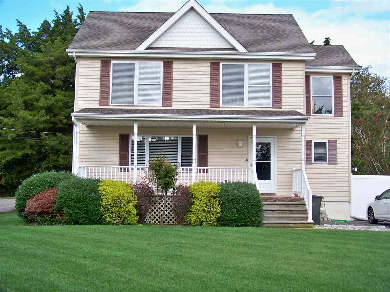 1305 Massachusetts Ave - Photo 1
