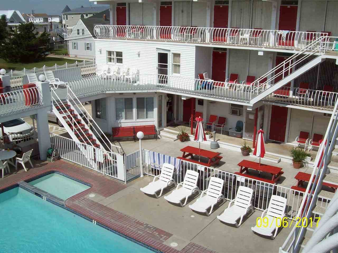 431 19th - Photo 1