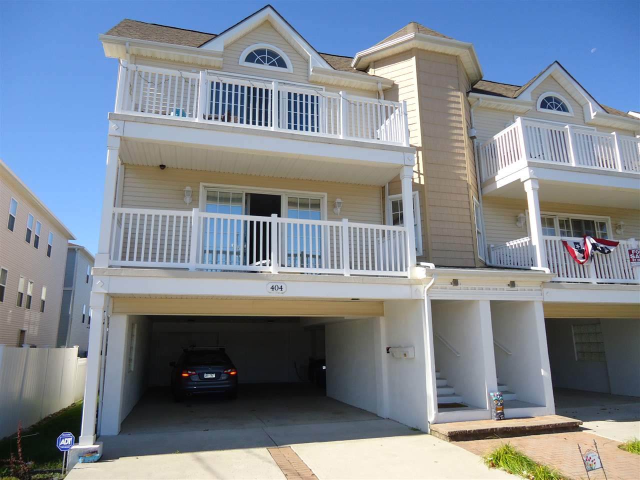 404 Youngs - Photo 1