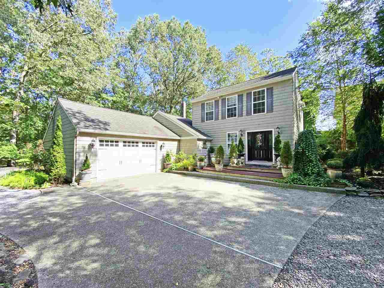14 English Lane - Photo 1