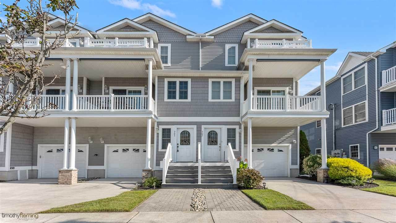 305 24th - Photo 1