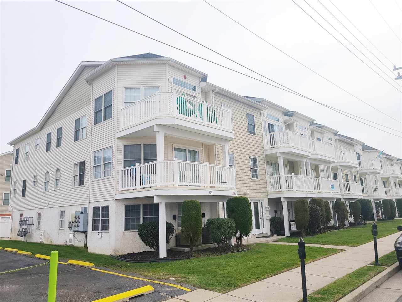 309 Wildwood - Photo 1