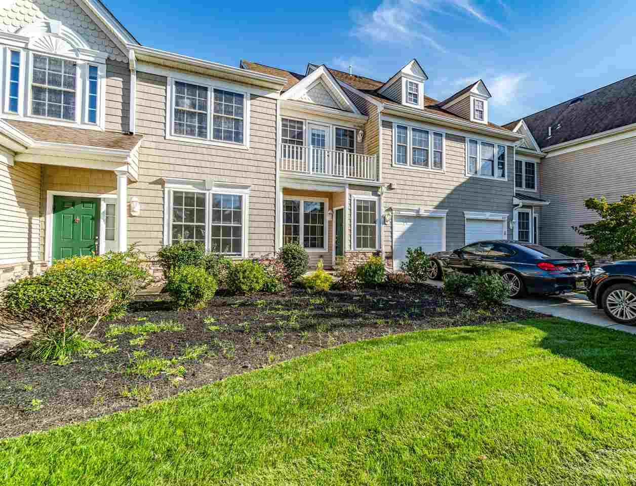 606 Turnberry - Photo 1
