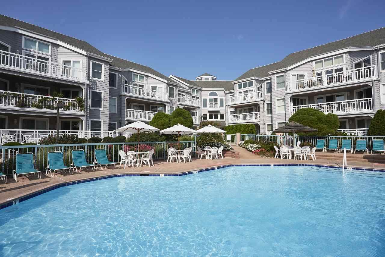 9904 Seapointe - Photo 1