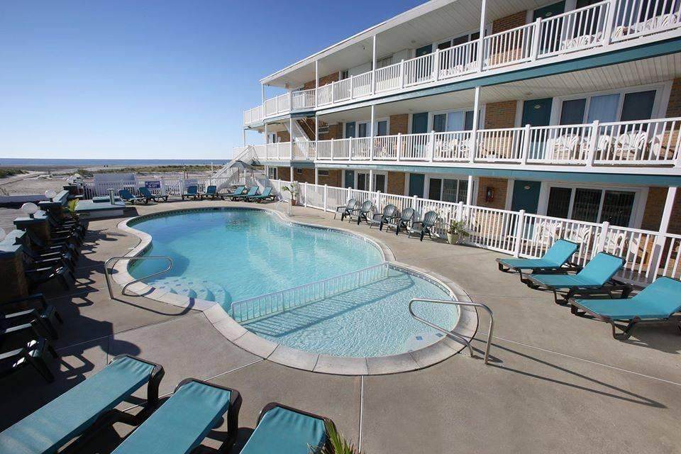 406 Monterey - Photo 1