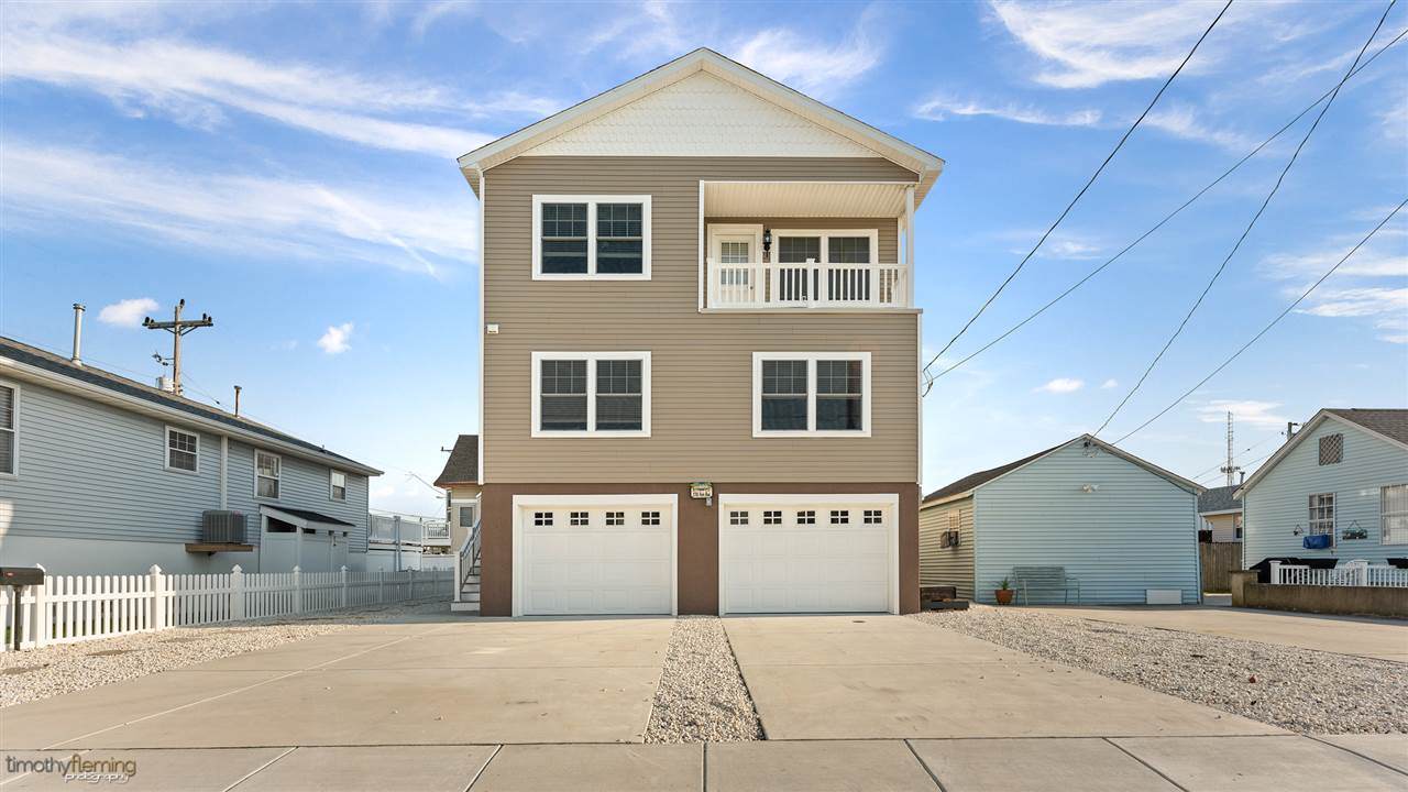 2705 Park - Photo 1