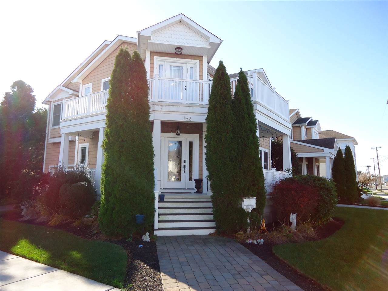 152 Buttercup - Photo 1