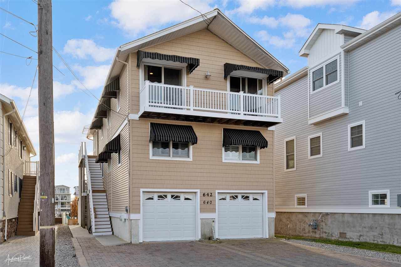 642 22nd - Photo 1
