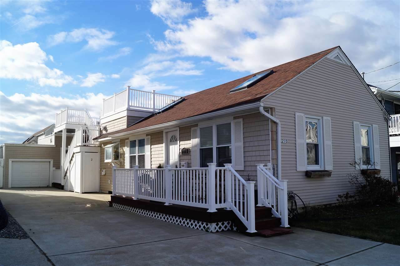 210 7th Street N - Photo 1