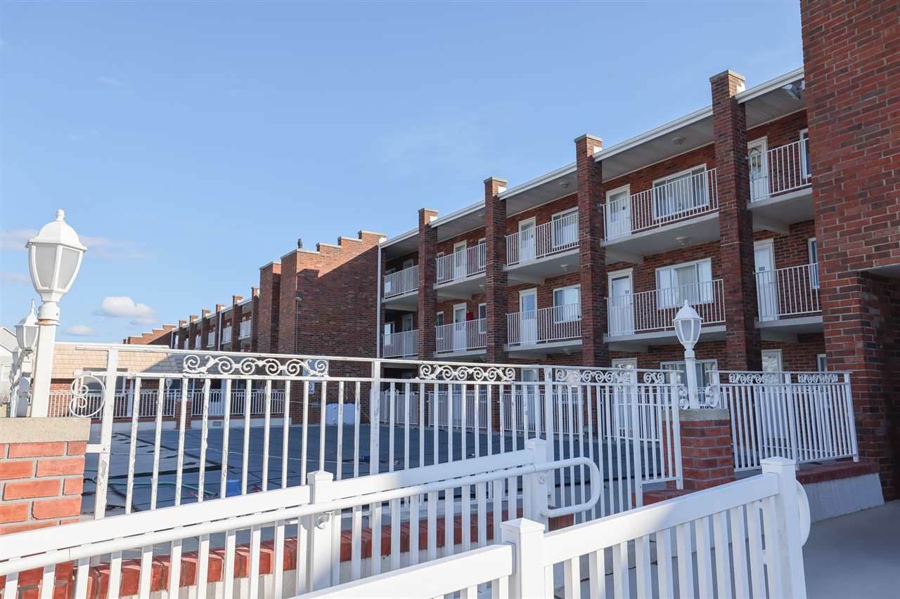 1520 New Jersey - Photo 1