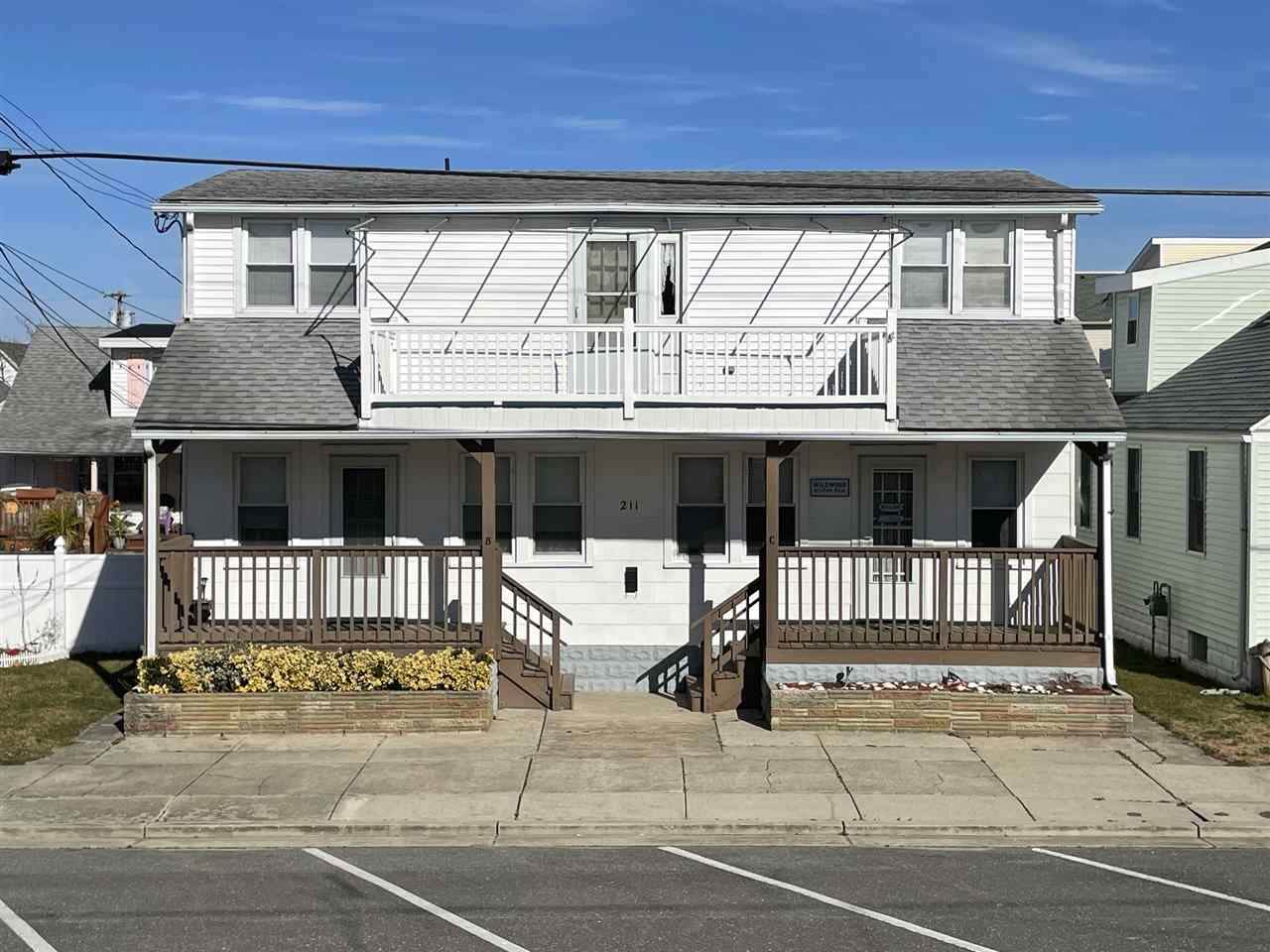 211 Hildreth - Photo 1