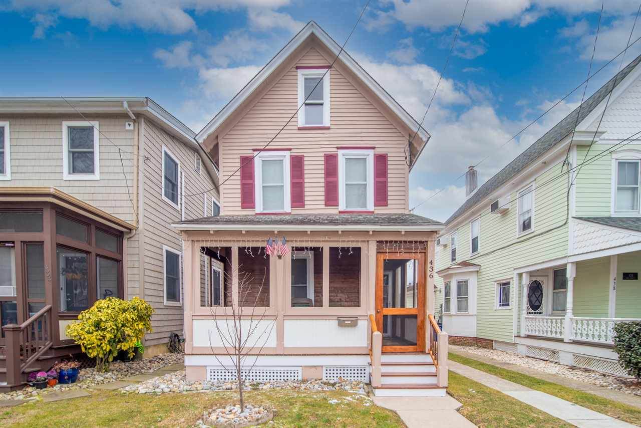 436 Perry - Photo 1