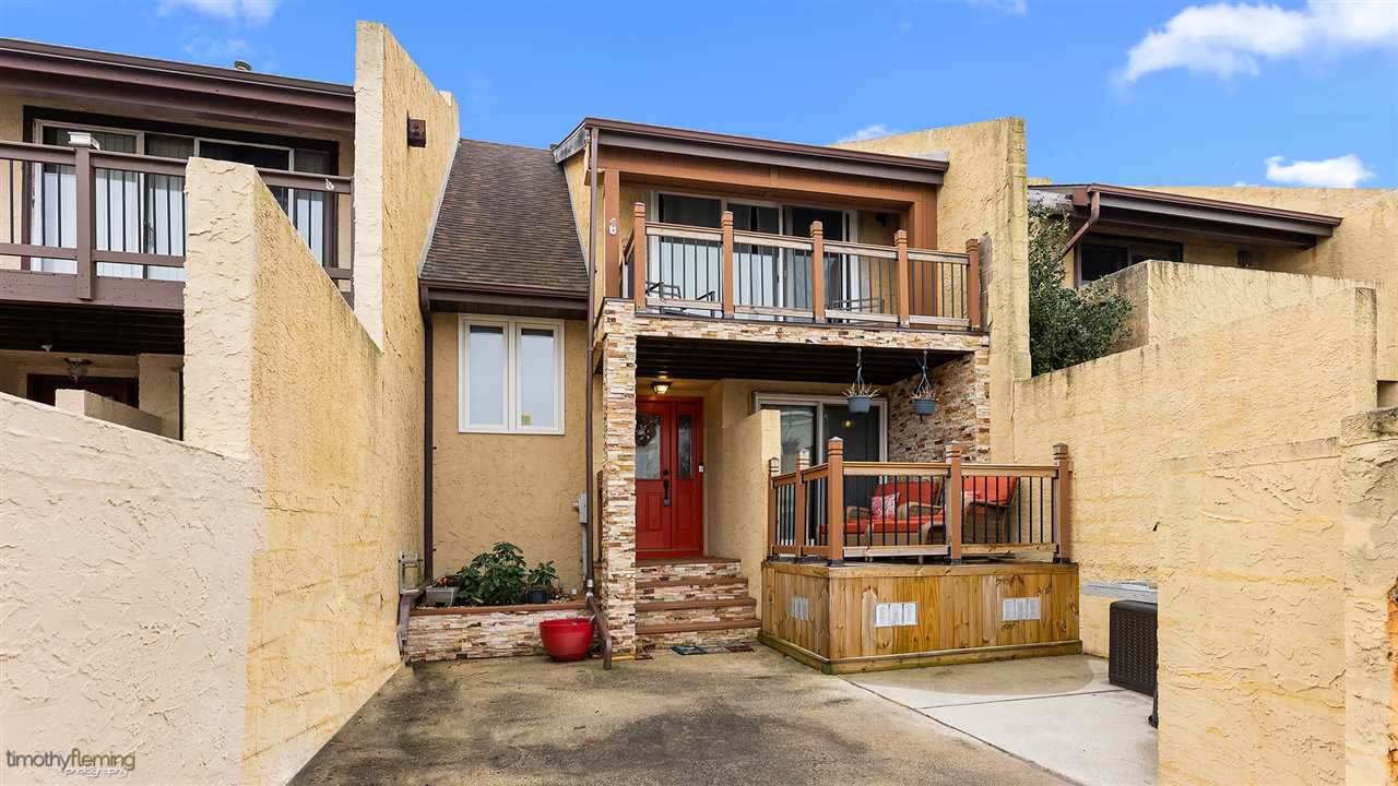 108 Seabreeze - Photo 1
