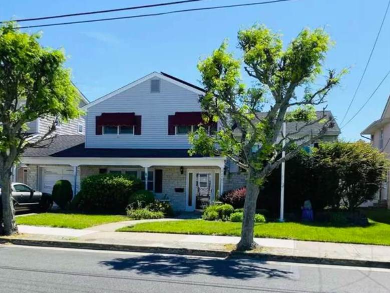 220 Charleston - Photo 1