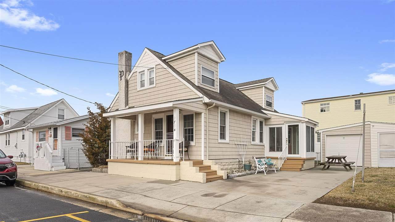 2704 Hudson - Photo 1